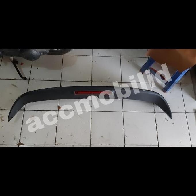spoiler kijang innova luxury dengan lampu