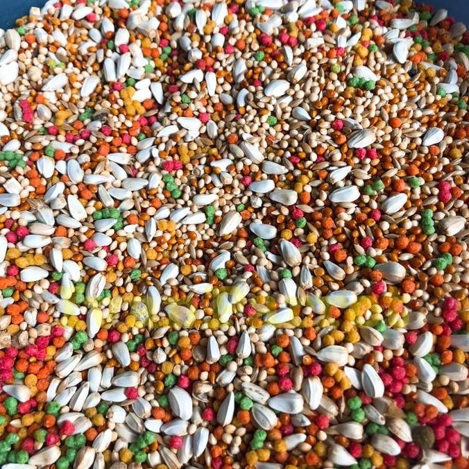 

BIJI BIJIAN LENGKAP BURUNG COCKATIELS CAMPUR FRUITBLEND 1KG TERMURAH