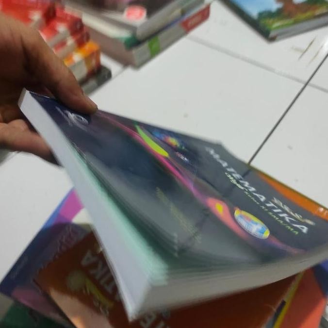ready stock BUKU BEKAS PKS MATEMATIKA KELAS XI 11 SMA KELOMPOK WAJIB K13N GEMATAMA