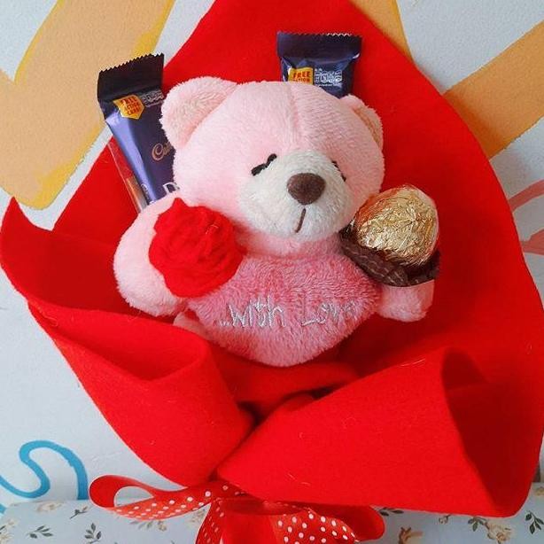 

Buket Coklat Boneka