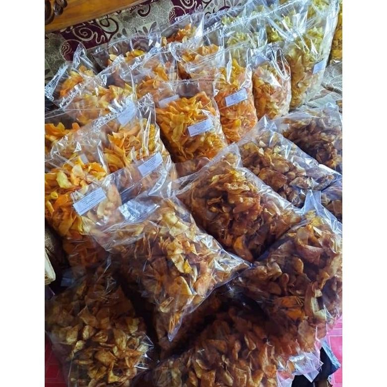 

READY STOK Krepek Pisang Goroho Manado 4 VARIAN RASA Khas MINAHASA GURIH RENYAH ENAK Siap kirim