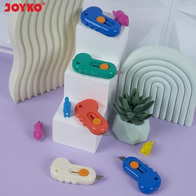 

Terlengkap !!! Joyko Mini Cutter Alat Potong Pemotong Kecil Cu-0509 Blue Green