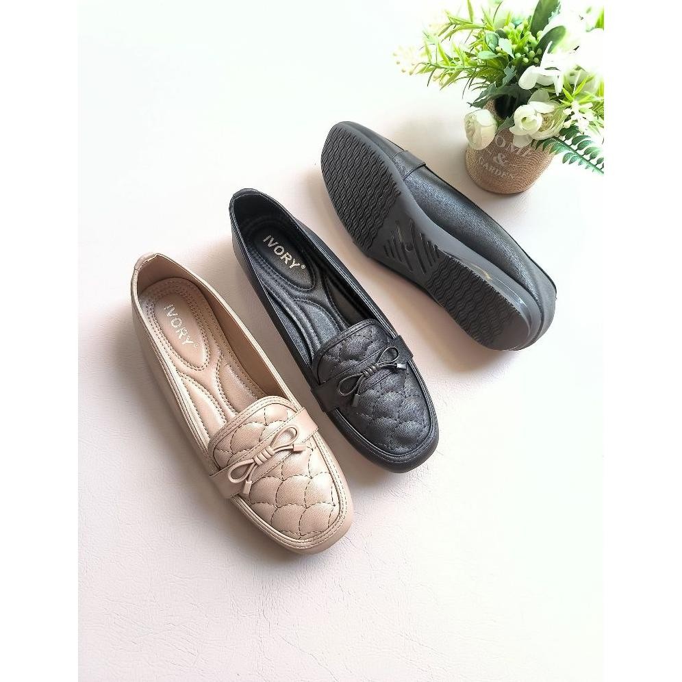 IVORY Sepatu Wanita Flat Kerja Ukuran Besar Size 41 42 43 44 Loafer B872-362