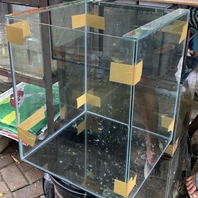 Aquarium Kaca Ukuran 30X30X40Cm