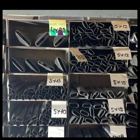 

Plong Pembolong Oval 4Mm X 30Mm