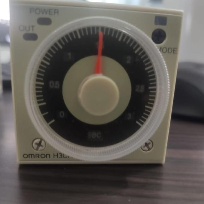 

Terlaris Omron Timer H3Cr-A8 220V (100-240Vac) +Soket