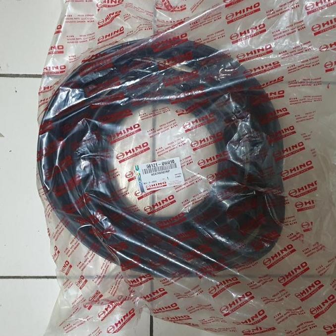 Karet Kaca Depan Hino Dutro Asli Harga Bersahabat