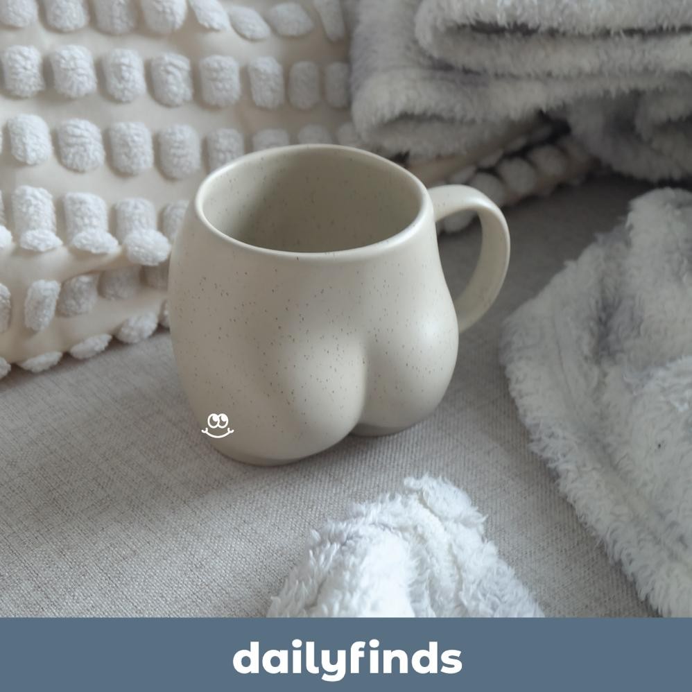 Terlaris Cute Butt Mug Ceramic Cup / Gelas aesthetic hadiah unik / gelas matcha coffee tea - Daily F