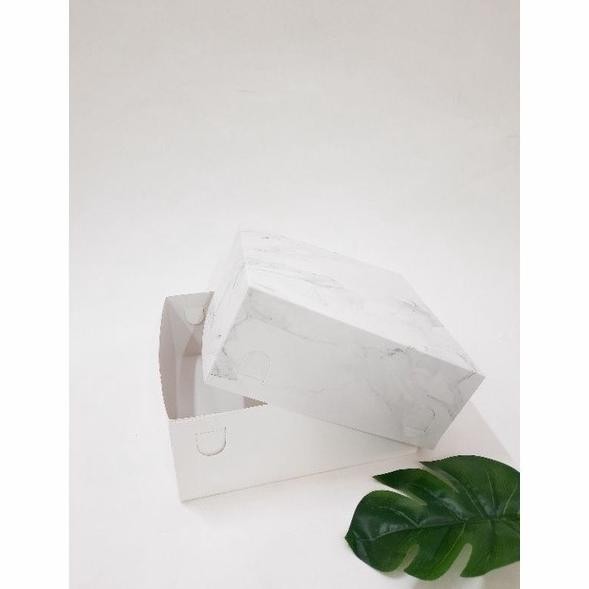 (Expert) Dus Kue / Box Kue/Kotak Kue Lapis Legit Motif 22x22x7 20x20x8 21x10x10