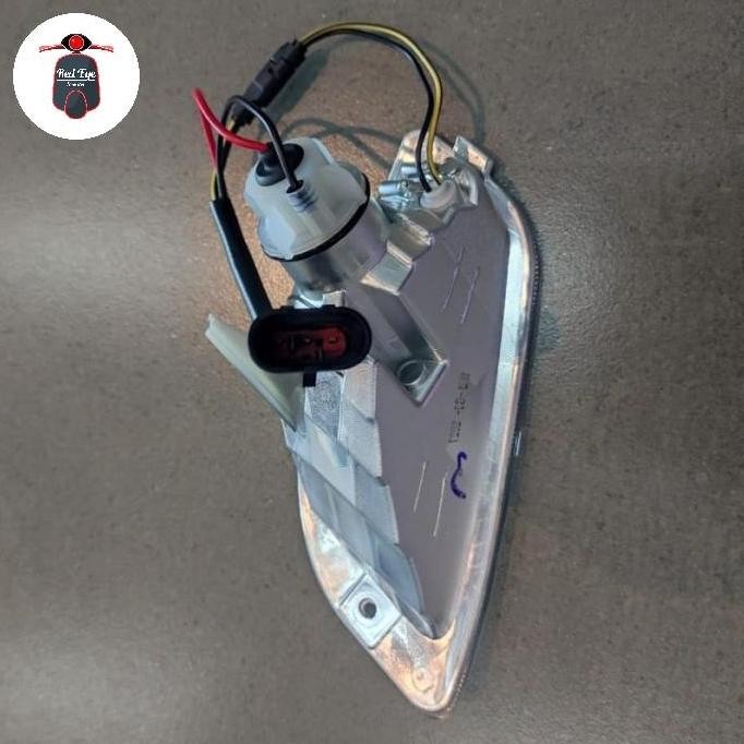 Lampu Sein Kiri Vespa S - LX Facelift Orinal