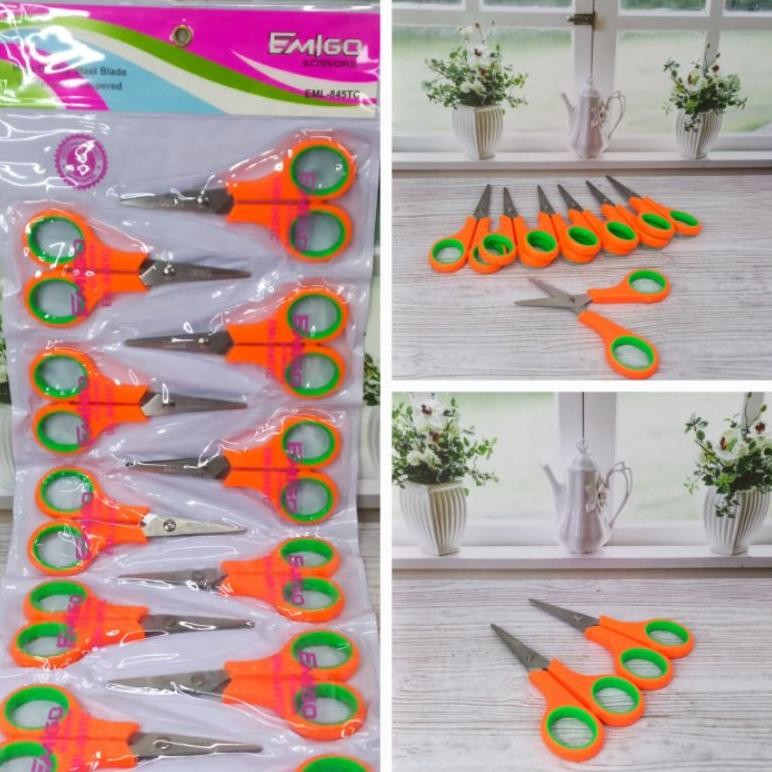 

Gunting Emigo Kecil Eml-845Tc Isi 12Pcs Kemasan Renceng AST