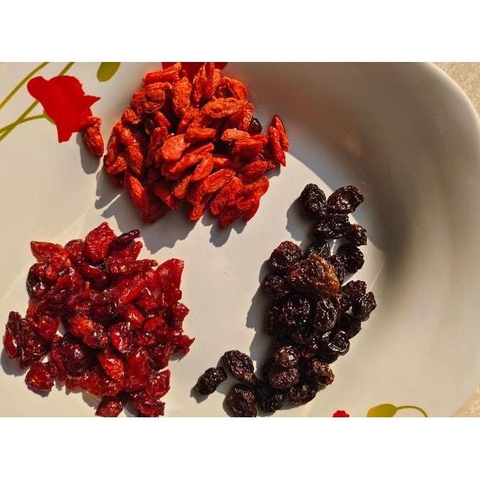 

500Gr Mix Buah Kering Cranberry, Raisin, & Goji Berry