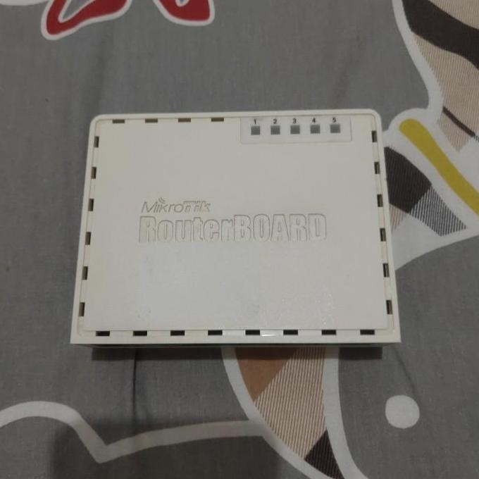 Mikrotik Rb750Up/Rb 750Up Poe Out 4 Port Not (Rb750Gr3/Rb750R2/Rb750) New Stok
