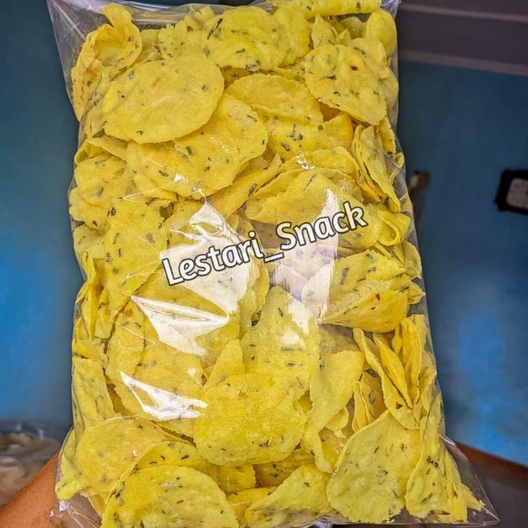 

1Kg Comring / Kecimpring Singkong Bawang Daun / Gemblong Khas Ciamis Termurah