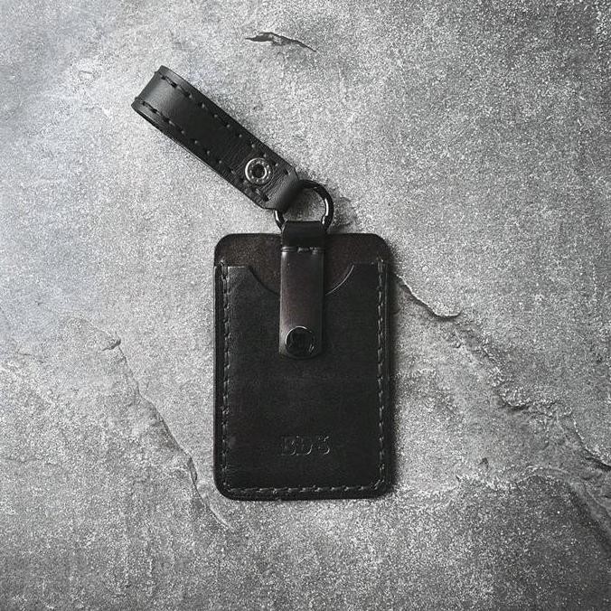 

Bds - Kingpin - Leather Belt Clip Id Holder Co