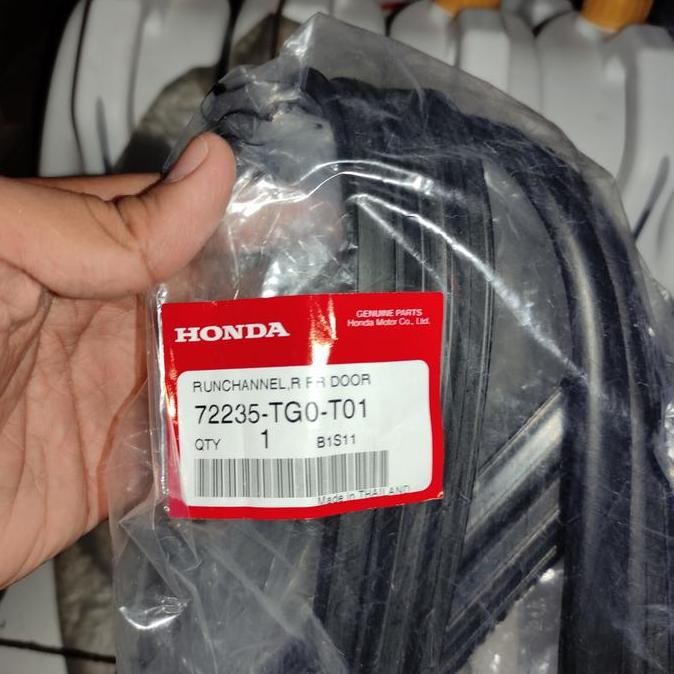 Karet Kaca Pintu Runchannel kaca depan Depan Honda Jazz GE8 20-2013