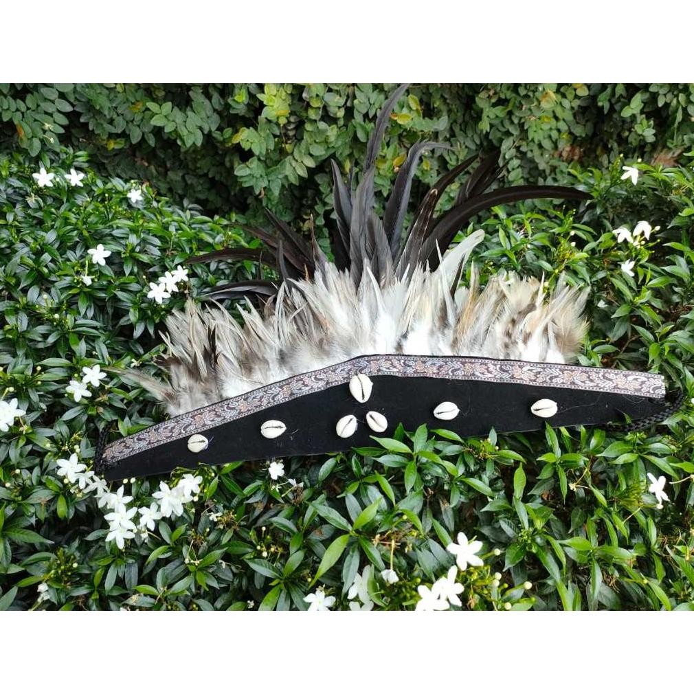 Hiasan kepala Topi adat Papua Kerang