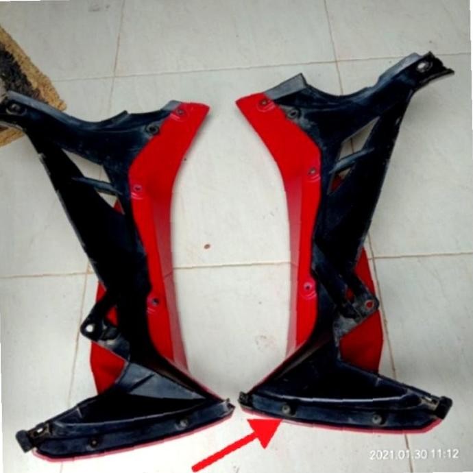 Sparepart dan Aksesoris kendaraan  Sayap Luar n Dalam Yamaha Vega R New. Original. seken bekas copot