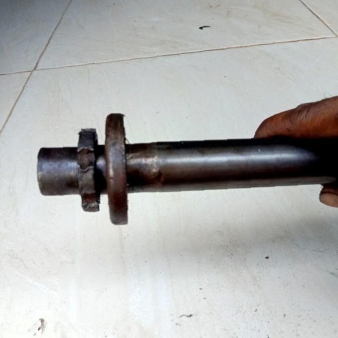 Sparepart dan Aksesoris kendaraan  Segitiga Bawah Yamaha Rx King Rx Spesial. Original. Seken bekas c