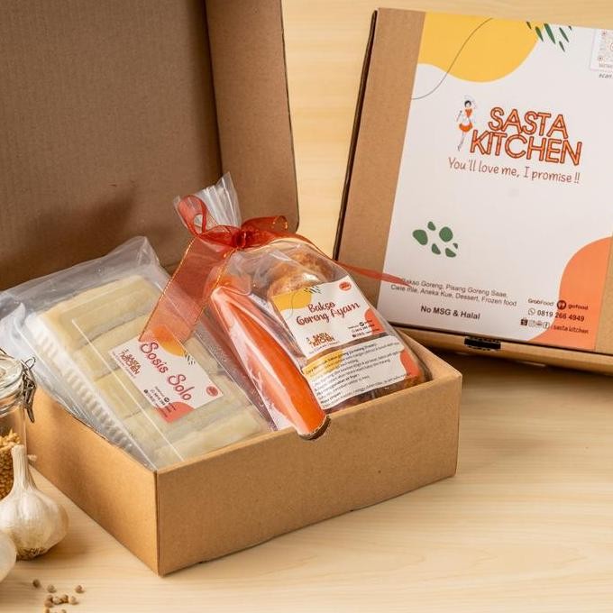 

Parcel/Hampers/Hantaran Sosis Solo & Bakso Goreng