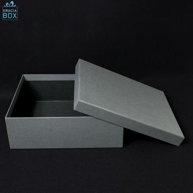 

ready stock Hard Box Exclusive uk. 30 cm x 25 cm x 10 cm