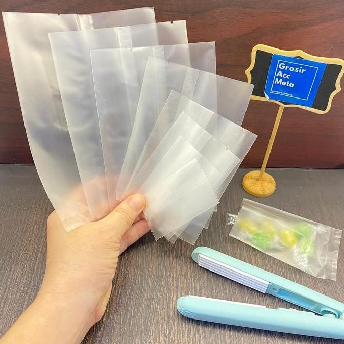 

ready stock P2 - 100LEMBAR PLASTIK DOVE / PLASTIK SNACK / PLASTIK KUE POLOS / PLASTIK KUE KERING / PLASTIK MOONCAKE / PLASTIK SEALER / KANTONG BENING / SNACK / PLASTIK NASTAR / KUE KACANG SKIPPY