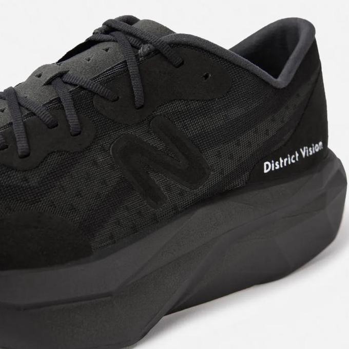 District Vision New Balance DV + NB Mens Elite Race Shoe running