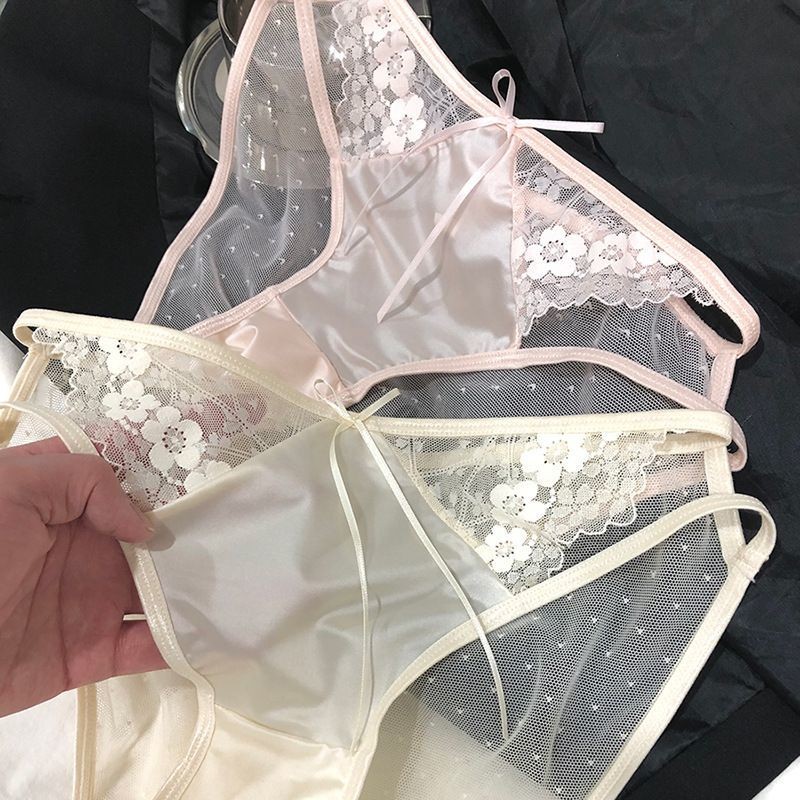 Celana Dalam Wanita Berkualitas Tinggi Gaya Prancis Satin Berlubang Keinginan Murni Ikat Renda Sutra