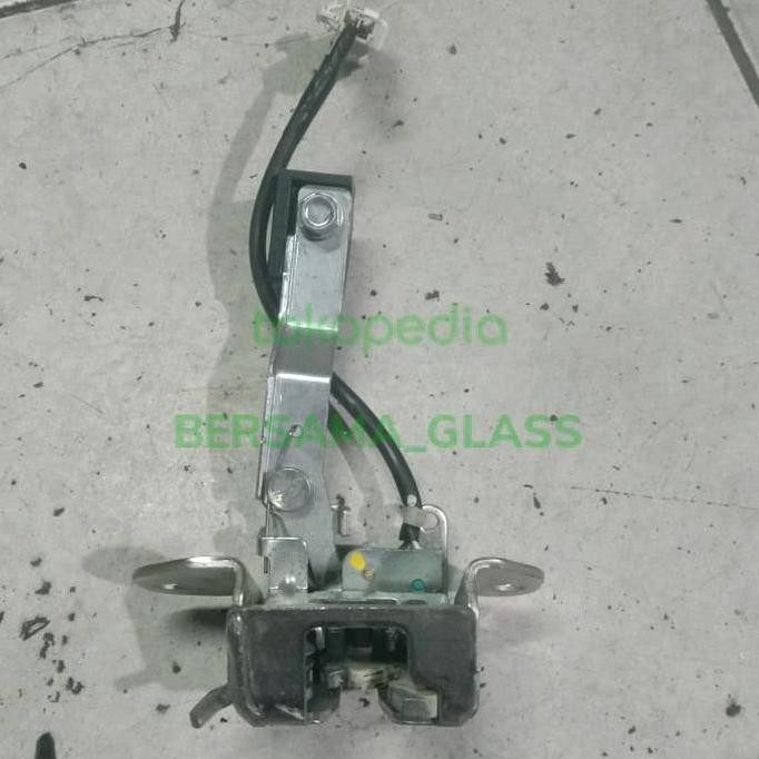 Door lock bagasi agya ayla orinal