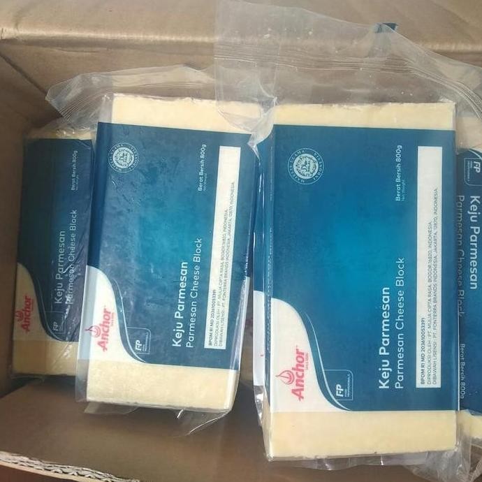 

Sale Keju Parmesan Block Anchor