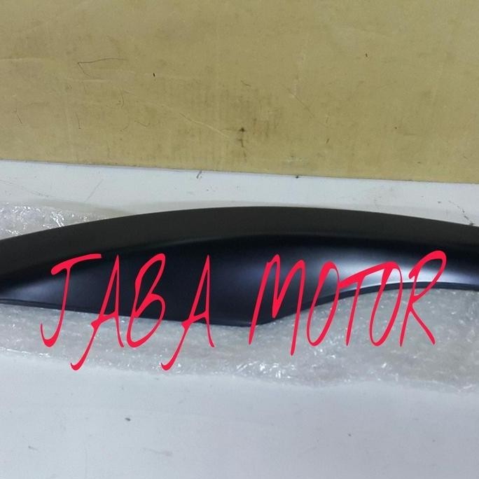 Cover tutup roof rail Fortuner original