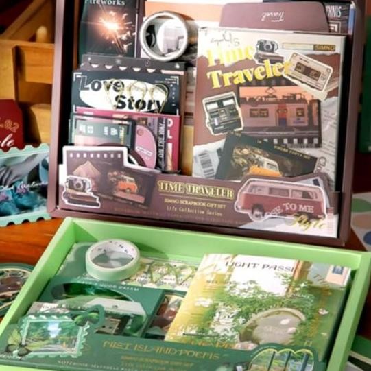 

JOURNAL GIFT SET SCRAPBOOK Lengkap Isi 116 Pcs Include Buku + Sticker + Memo + Washi Tape Perlengkapan Journal