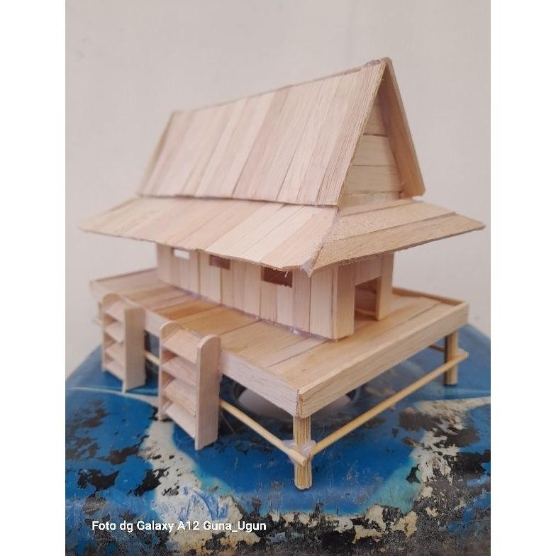 Rumah Adat Kalimantan Mini Kayu Stik Eskrim AST