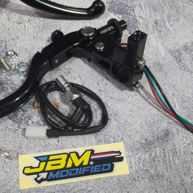 MASTER REM RACEPRO KANAN RADIAL PLUS KIRI KOPLING 17 MM