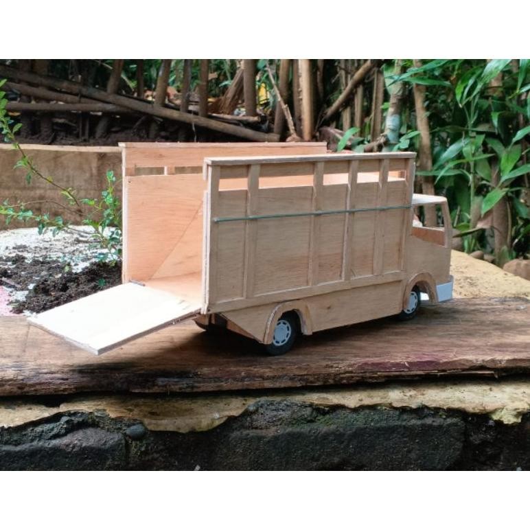 Mentahan Miniatur Truk Bisa Oleng,Pintu Belakang Bisa Terbuka, Free Lampu Led Gratis Ongkir