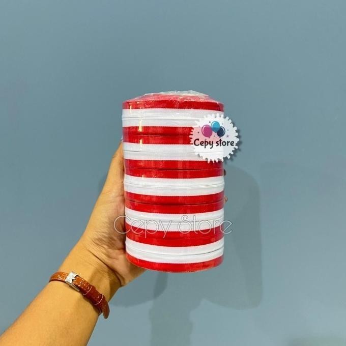 

Heatshrin [ 10 Roll ] Pita Satin Merah Putih 0,5 Inch / Pita Merah Putih 1,27 Cm Ka-79