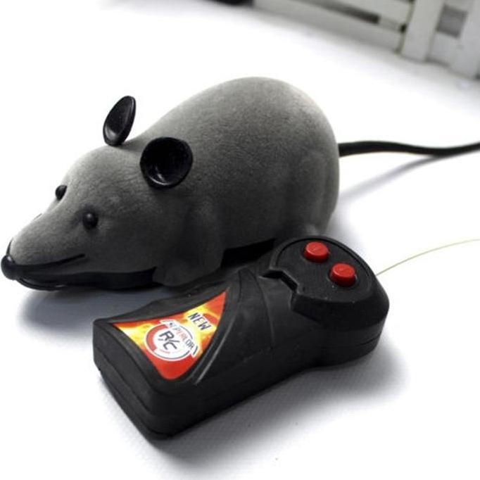 Mainan tikus dengan remote control/ mainan kucing lucu tikus gerak
