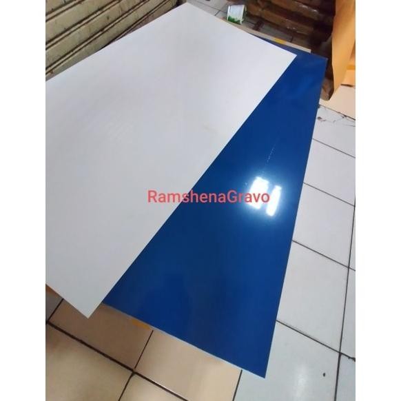 

JH8 Nama Dada / gravoply /bahan name tag / grafir / bahan panel / 30x40cm tebal 1.5mm