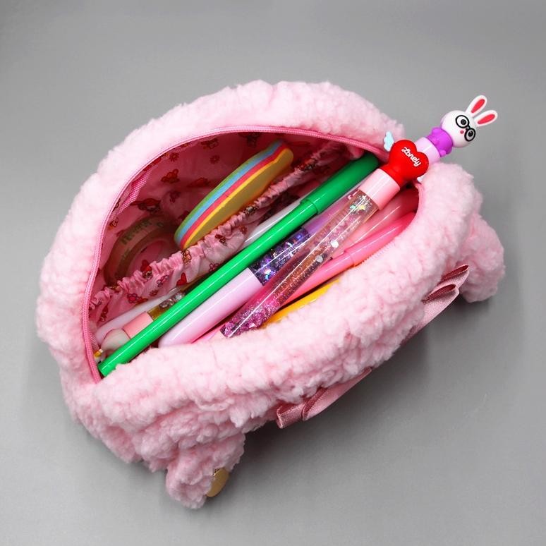 

JH8 (Yunita) SANRIO MELODY TEMPAT KOSMETIK/ PENSIL SERBAGUNA/ DOMPET MELODY PANJANG/ BULU POM2 LEMBUT IMPOR