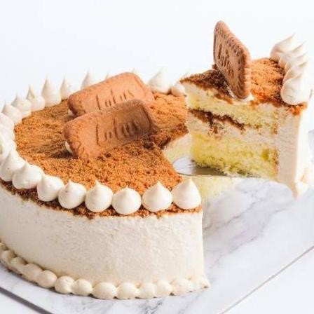 

Lotus Biscoff Cake