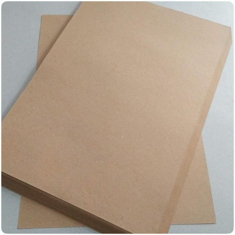 

JH8 ( 50 Lembar ) Kraft Liner 310 Gsm / Kertas Samson Karton Uk F4/Folio 21.5 cm X 33 cm