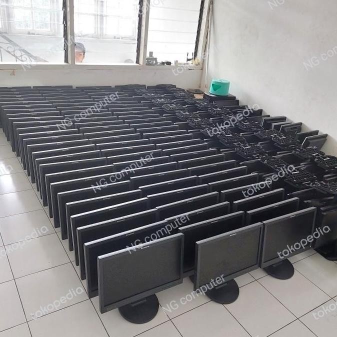 OBRAL MURAH MONITOR LCD KOMPUTER 19 INCHI WIDE SCREEN MERK CAMPUR