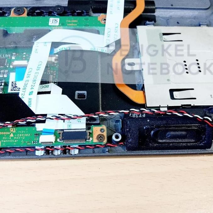 Keyboard Toshiba Satellite Pro Z50-A R50-C Tecra A50-C Z50-C Palmrest New Stok