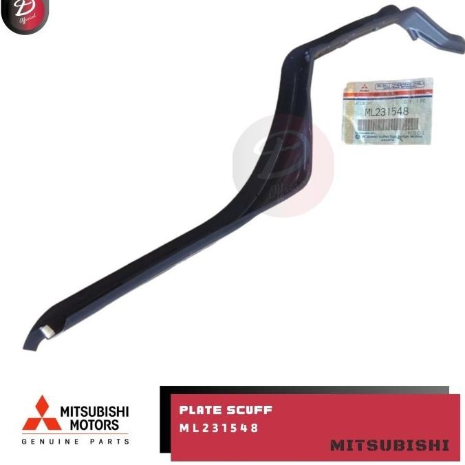 SCUFF PLATE PENJEPIT KARPET HITAM CANTER ORIGINAL MITSUBISHI