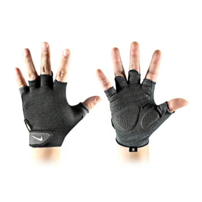 NLGC5 057 Nike Mens Essential Fitness Gloves
