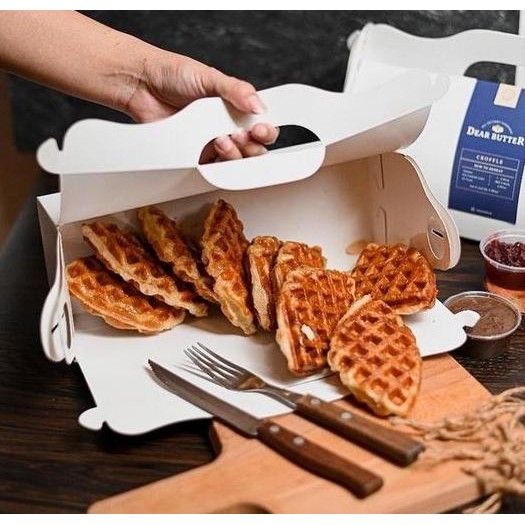 

9 pcs croffle dear butter original almond maple strawberry cream chees termurah