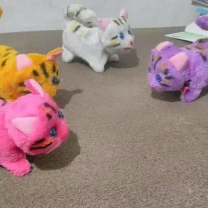 Mainan Kucing Jalan bisa bunyi