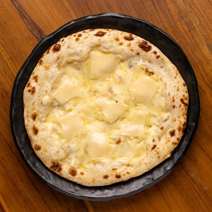 

Oma Elly Kitchen - Frozen Pizza - Quattro Formaggi Terlaris
