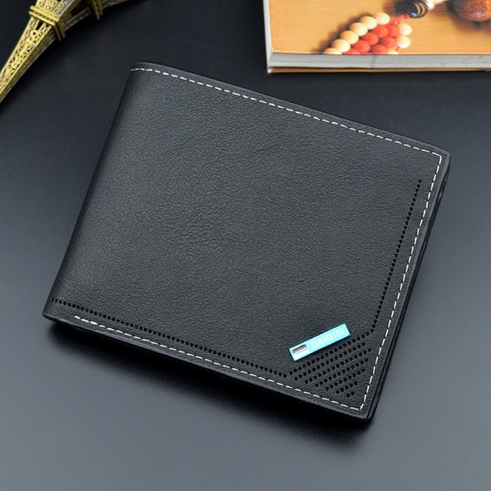 

TERLARIS DOMPET LIPAT PRIA KULIT PREMIUM ORIGINAL DAIQISI HITAM JACOB WA662B5 KECIL RESLETING SLOT