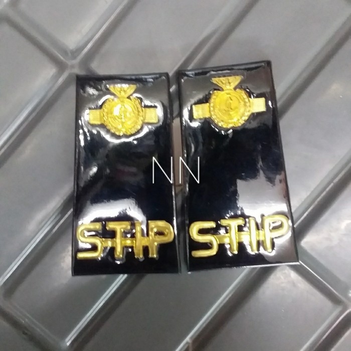 

Pangkat Stip Logam Luar